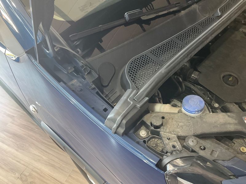 Peugeot Rifter 1.5 Blue-HDi Allure L2 2020 – снимка на щета