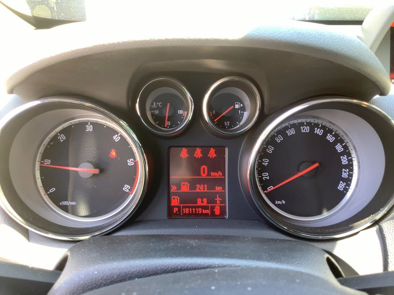 Opel Mokka 1.6 CDTI DPF Innovation 2015 – снимка 18