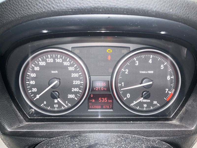 BMW 3er 325i 2009 – снимка 4