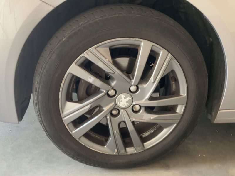 Peugeot 208 1.2 PureTech Style 2021 – снимка 3