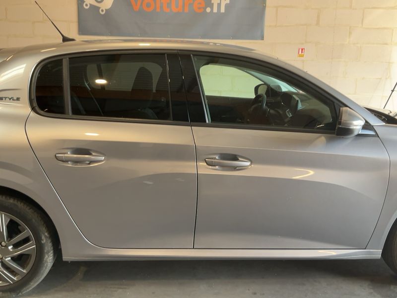 Peugeot 208 1.2 PureTech Style 2021 – снимка 10