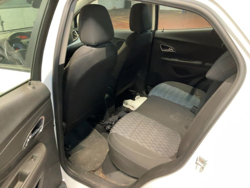 Opel Mokka 1.6 Edition ecoFlex 2015 – снимка 19