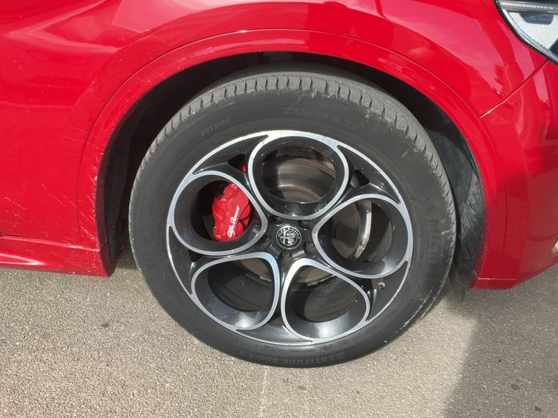 Alfa Romeo Stelvio 2.2 JTDM Veloce Q4 2022 – снимка 11