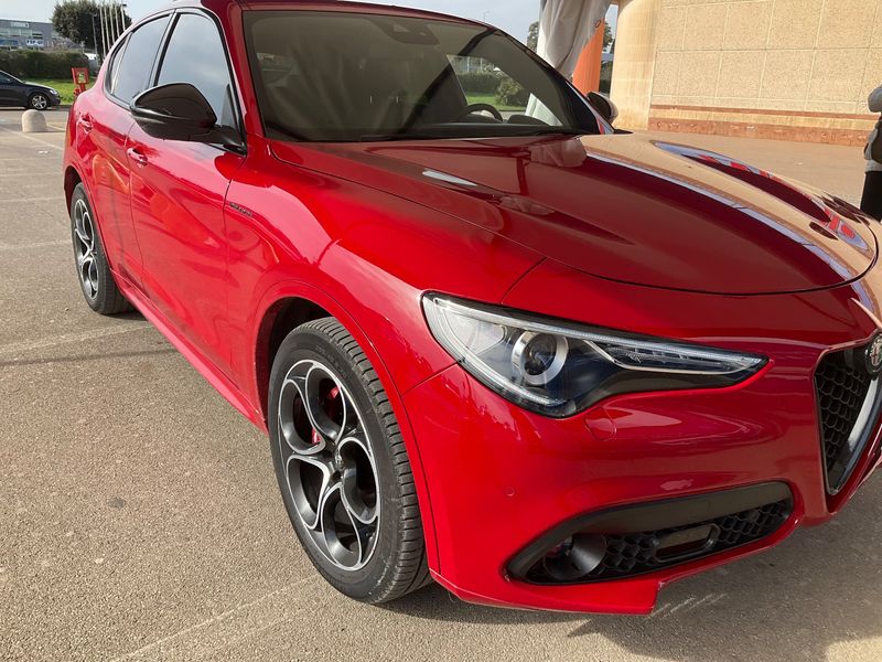 Alfa Romeo Stelvio 2.2 JTDM Veloce Q4 2022 – снимка 12