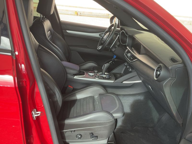 Alfa Romeo Stelvio 2.2 JTDM Veloce Q4 2022 – снимка 16