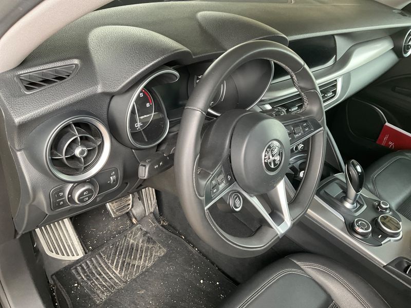 Alfa Romeo Stelvio 2.2 JTDM Executive Q4 2018 – снимка 26