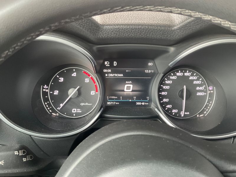 Alfa Romeo Stelvio 2.2 JTDM Executive Q4 2018 – снимка 18