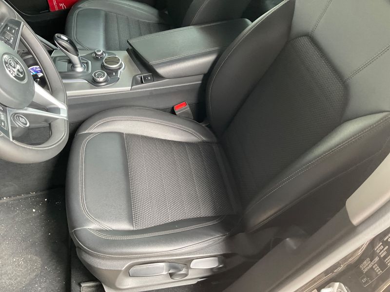 Alfa Romeo Stelvio 2.2 JTDM Executive Q4 2018 – снимка 27
