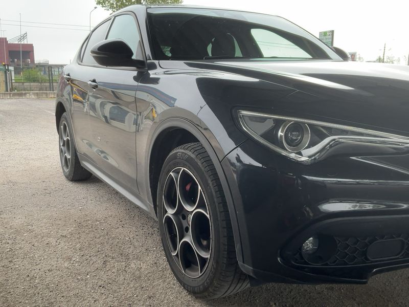 Alfa Romeo Stelvio 2.2 JTDM Executive Q4 2018 – снимка 12