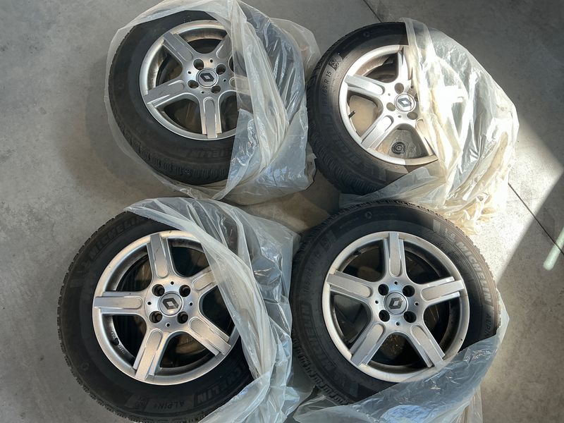 Renault Clio 0.9 Energy Limited 2016 – снимка 15