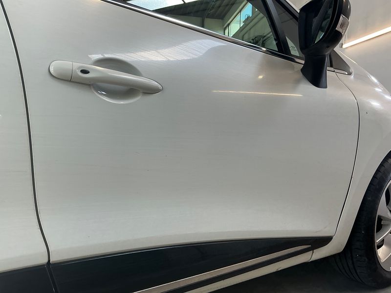 Renault Clio 0.9 Energy Limited 2016 – снимка 31