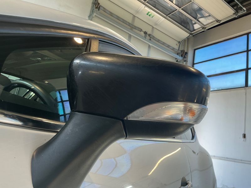 Renault Clio 0.9 Energy Limited 2016 – снимка 43