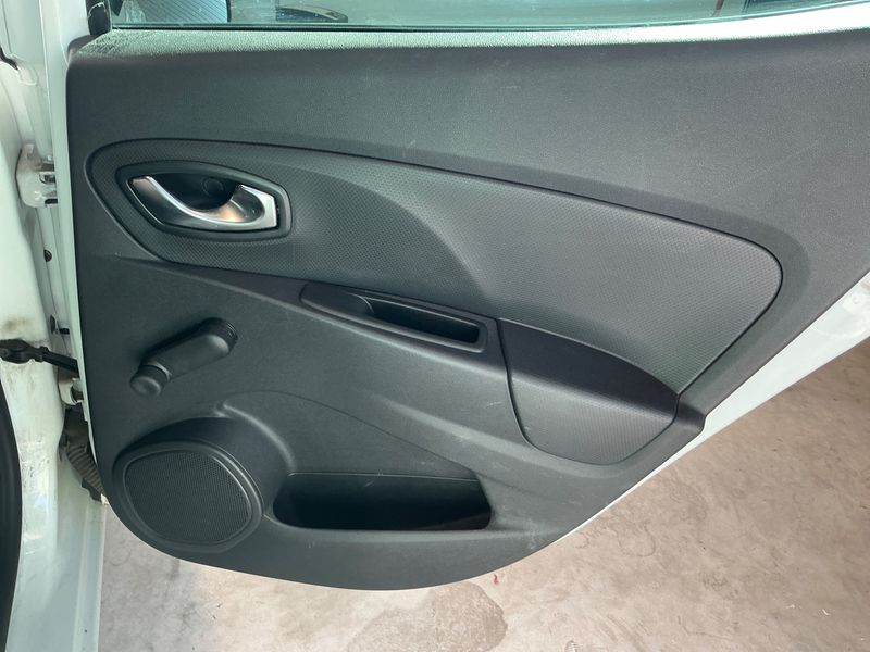 Renault Clio 0.9 Energy Limited 2016 – снимка 47
