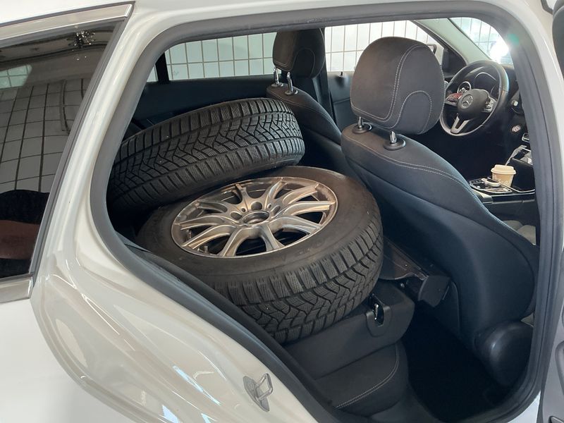 Mercedes-Benz C-Klasse C 220 d T 2020 – снимка 32