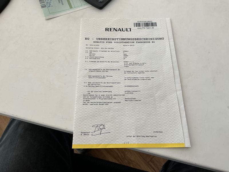 Renault Clio 1.2 Limited 2016 – снимка 22