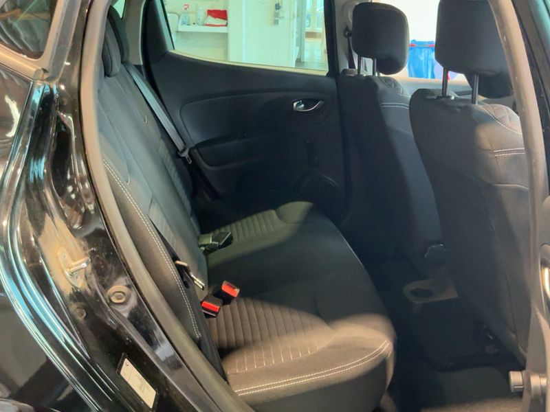 Renault Clio 1.2 Limited 2016 – снимка 20