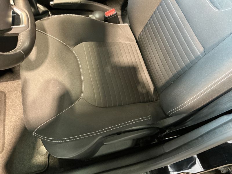 Renault Clio 1.2 Limited 2016 – снимка 31