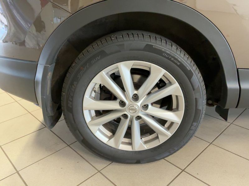 Nissan Qashqai 1.6 dCi Acenta 2016 – снимка 9