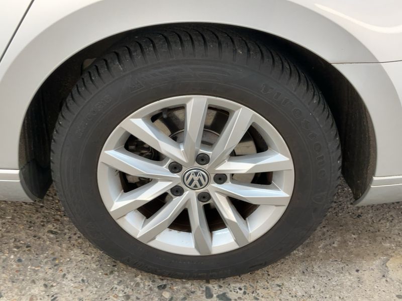 Volkswagen Passat 2.0 TDI 2016 – снимка 18