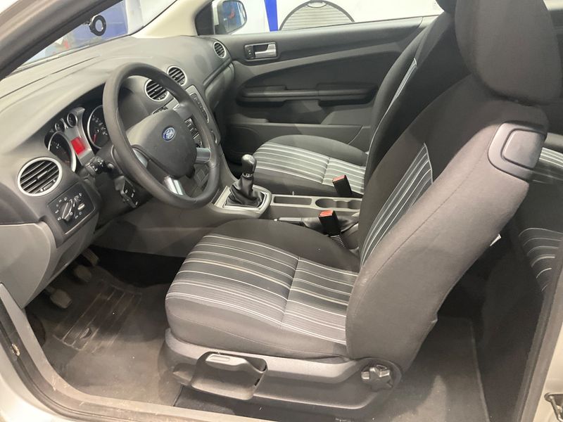 Ford Focus 1.6 Concept 2010 – снимка 3