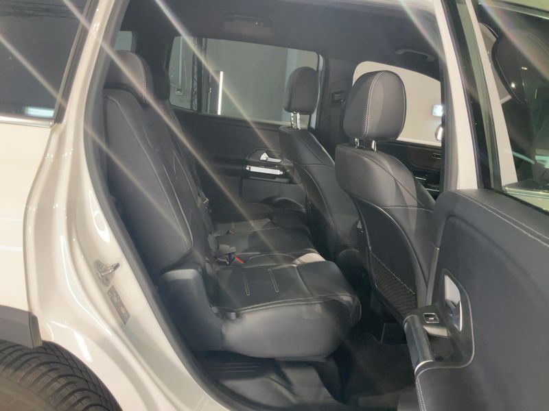 Mercedes-Benz GLB-Klasse GLB 35 AMG Mild-Hybrid 4Matic 2021 – снимка 20