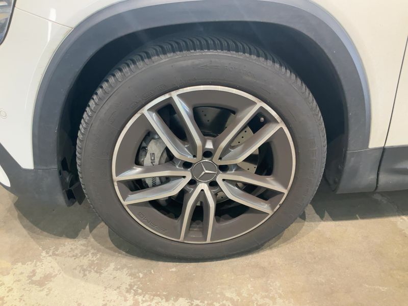 Mercedes-Benz GLB-Klasse GLB 35 AMG Mild-Hybrid 4Matic 2021 – снимка 3