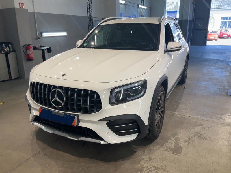Mercedes-Benz GLB-Klasse GLB 35 AMG Mild-Hybrid 4Matic 2021 – снимка 1