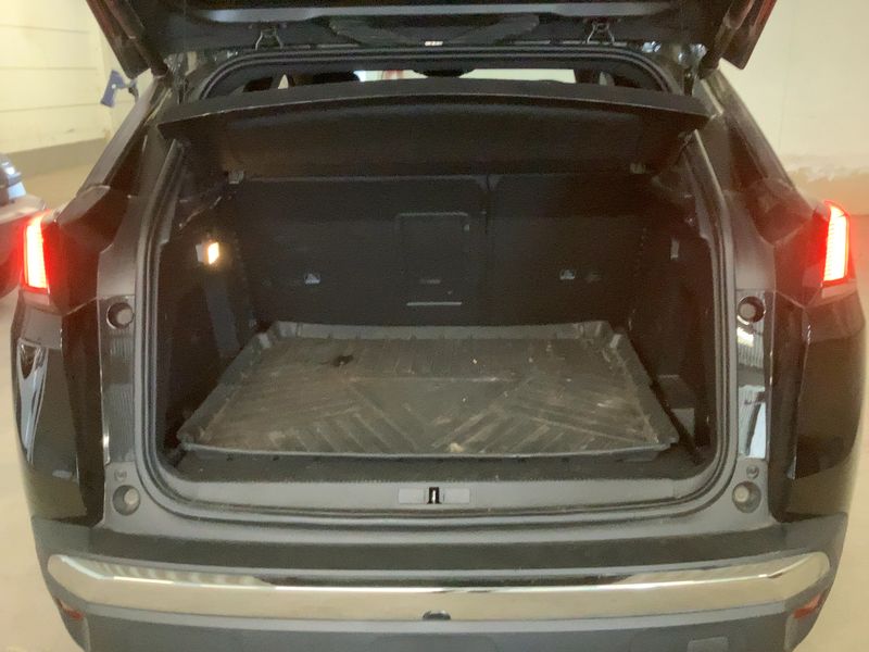Peugeot 3008 1.2 PureTech Allure Pack 2023 – снимка 15