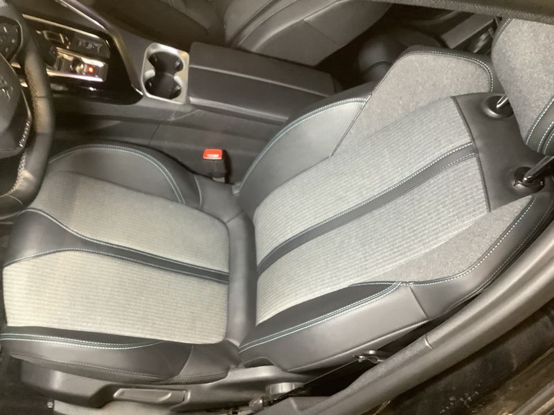Peugeot 3008 1.2 PureTech Allure Pack 2023 – снимка 24