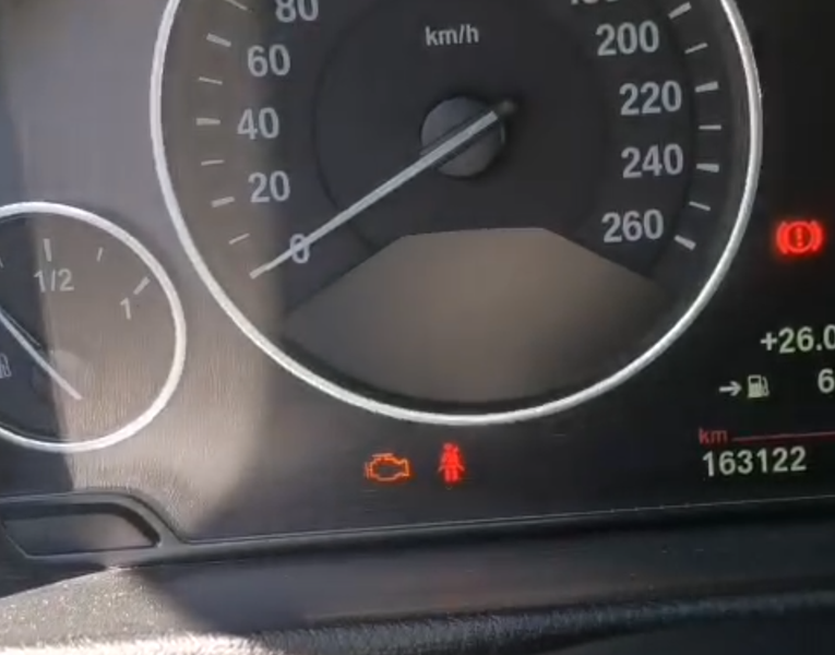BMW 3er 320i Advantage 2018 – снимка 32