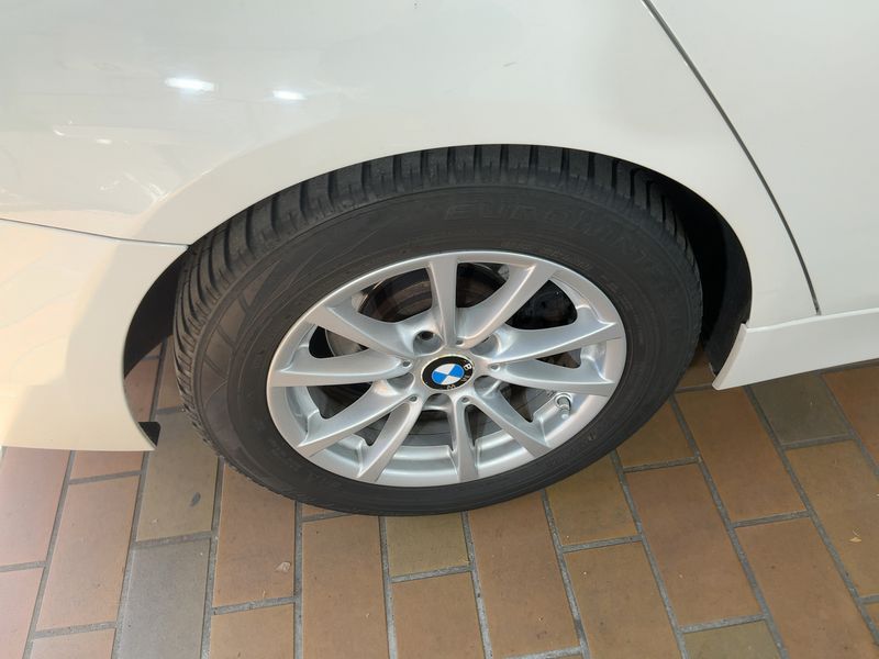 BMW 3er 320i Advantage 2018 – снимка 9