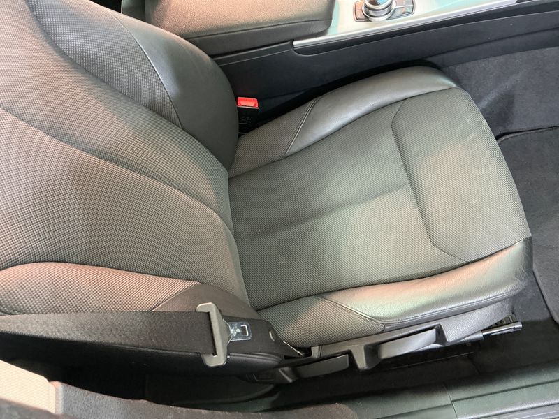 BMW 3er 320i Advantage 2018 – снимка 29