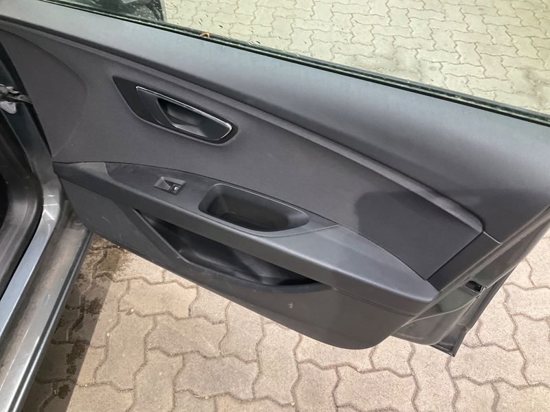 Seat Leon 1.2 TSI Style 2013 – снимка 27
