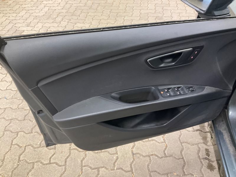 Seat Leon 1.2 TSI Style 2013 – снимка 28