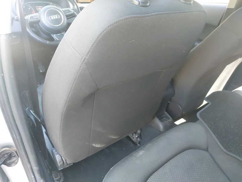 Audi A1 Sportback 1.6 TDI Ambiente 2013 – снимка 76