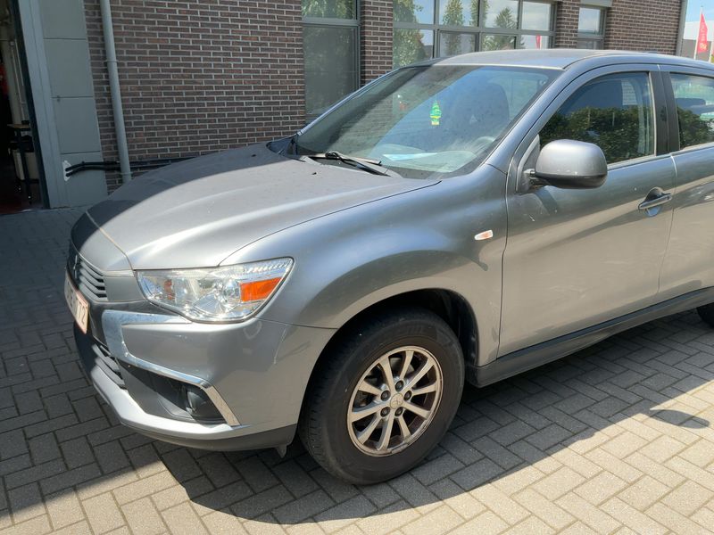Mitsubishi ASX 1.6 Edition 100+ 2WD 2017 – снимка 2
