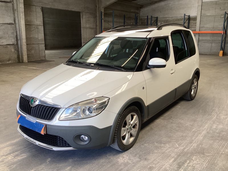 Skoda Roomster 1.2 TSI Elegance 2012 – снимка 1