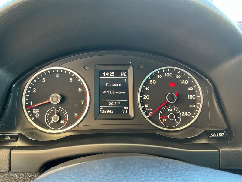 Volkswagen Tiguan 1.4 TSI Sport 2010 – снимка 18