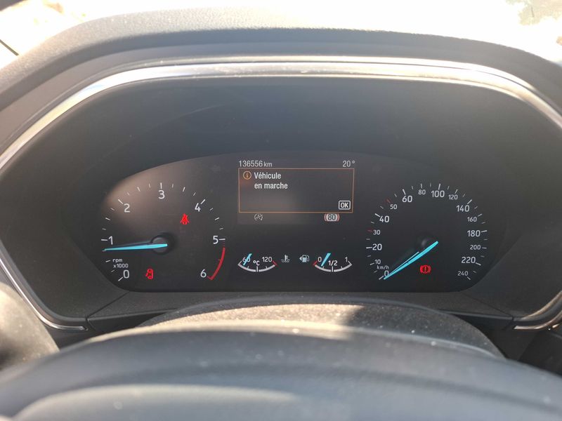 Ford Focus 1.5 EcoBlue TDCi Titanium 2019 – снимка 12
