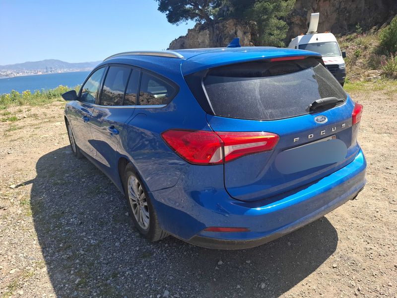 Ford Focus 1.5 EcoBlue TDCi Titanium 2019 – снимка 3