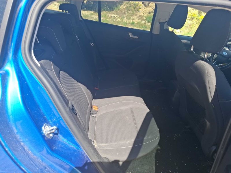 Ford Focus 1.5 EcoBlue TDCi Titanium 2019 – снимка 14