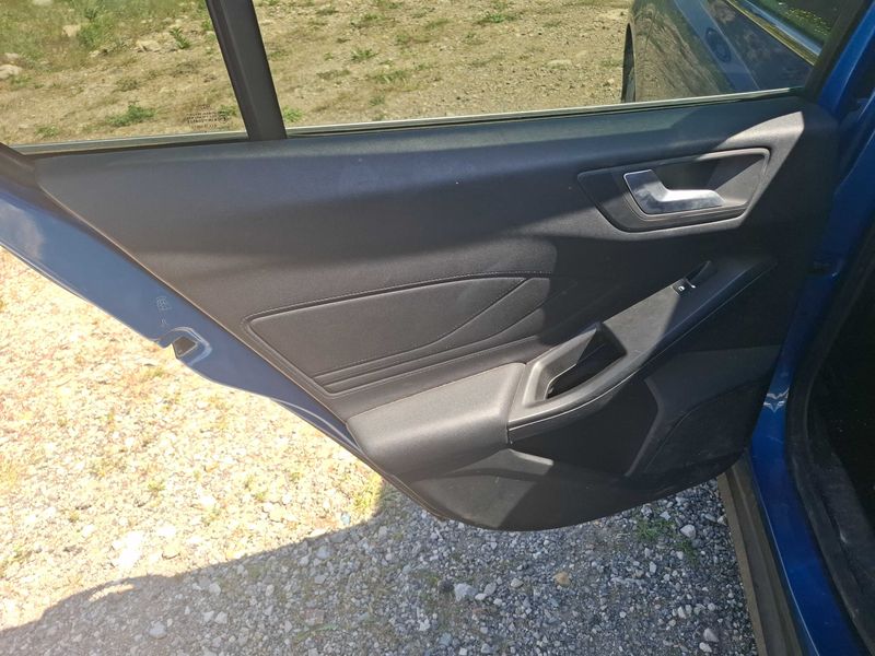 Ford Focus 1.5 EcoBlue TDCi Titanium 2019 – снимка 41