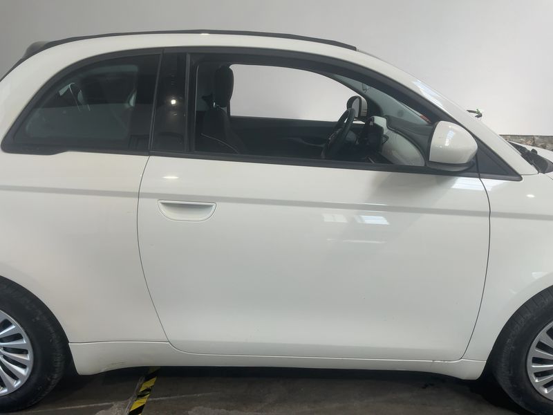 Fiat 500e Cabrio electric drive 87 kW 2024 – снимка 10
