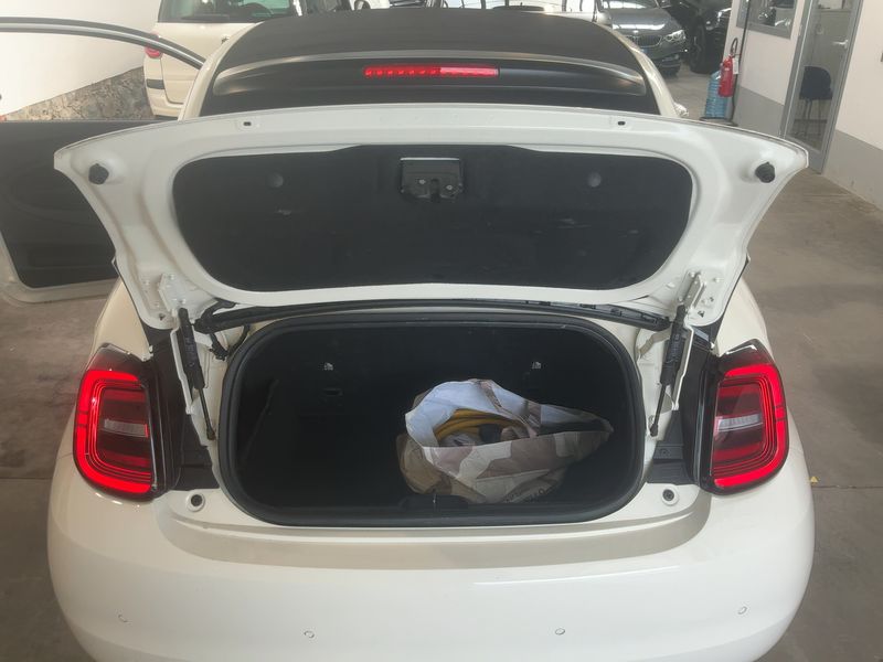 Fiat 500e Cabrio electric drive 87 kW 2024 – снимка 15
