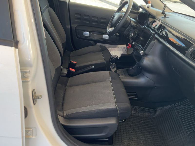 Citroen C3 1.2 PureTech Feel 2018 – снимка 16