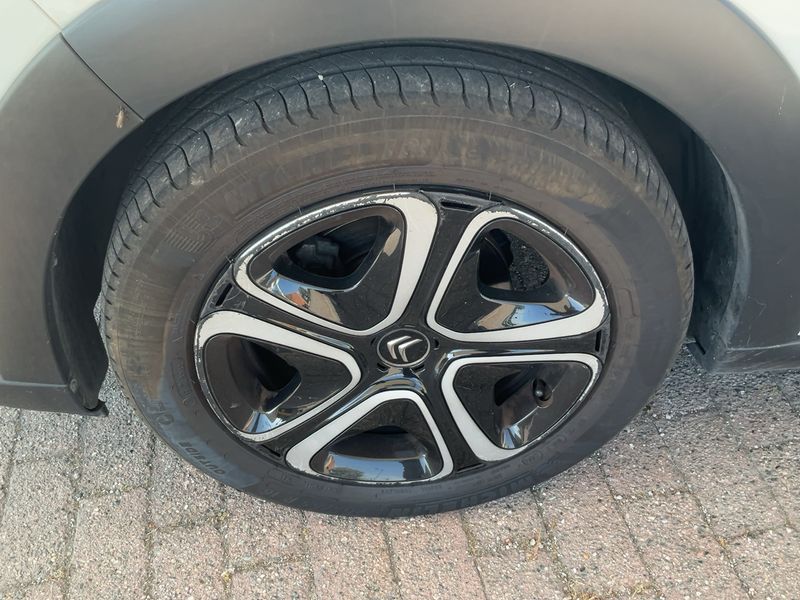 Citroen C3 1.2 PureTech Feel 2018 – снимка 3