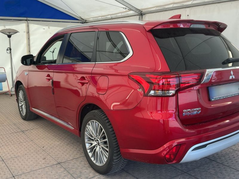 Mitsubishi Outlander 2.4 PHEV Spirit 4WD 2021 – снимка 6