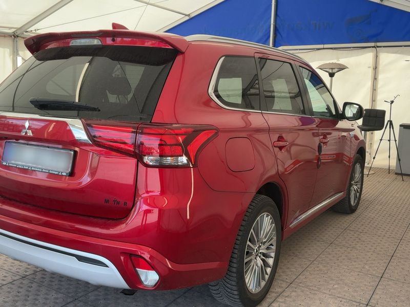 Mitsubishi Outlander 2.4 PHEV Spirit 4WD 2021 – снимка 8