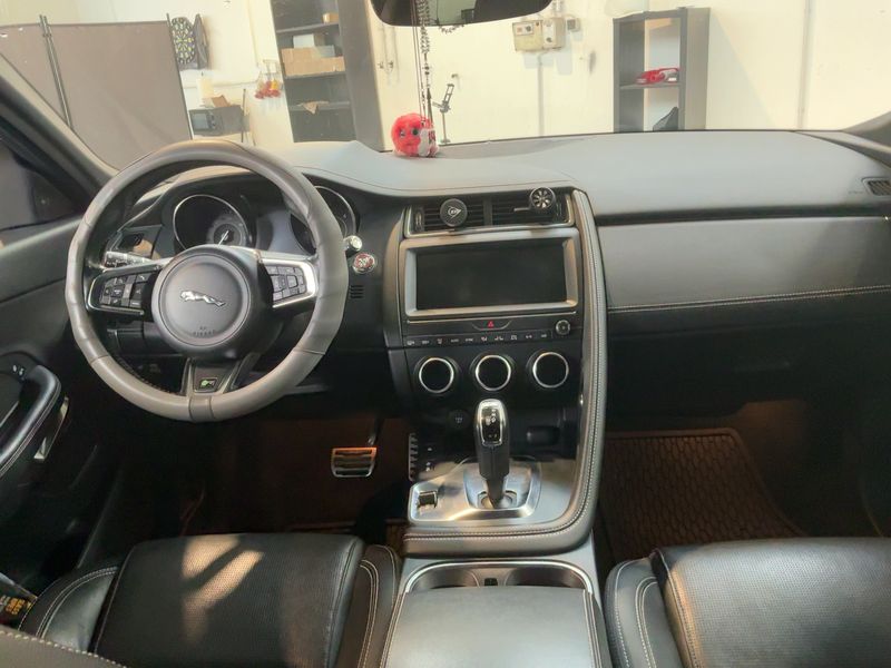 Jaguar E-Pace D240 R-Dynamic S AWD 2018 – снимка 17