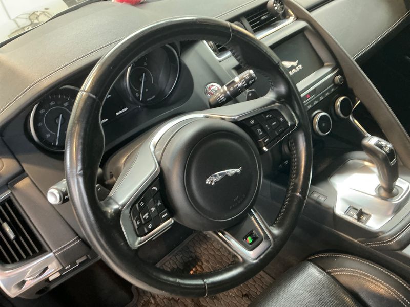 Jaguar E-Pace D240 R-Dynamic S AWD 2018 – снимка 24